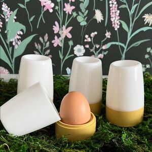 VINTAGE Tupperware Egg Cups Holders in Golden yellow 1970’s kitchen Retro